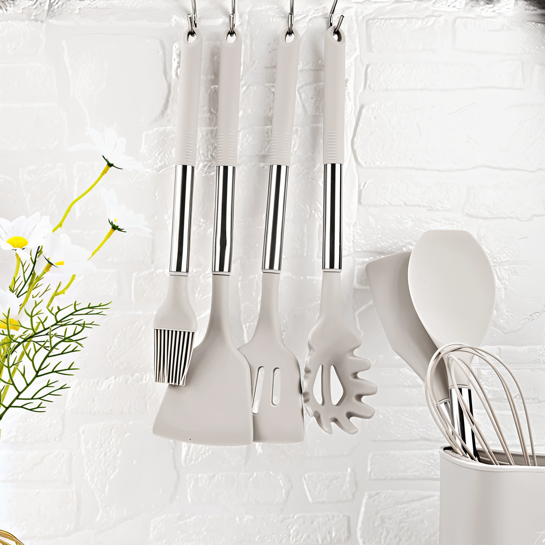 Full 12-piece silicone kitchen utensil collection, perfect for home chefs & baking enthusiasts.