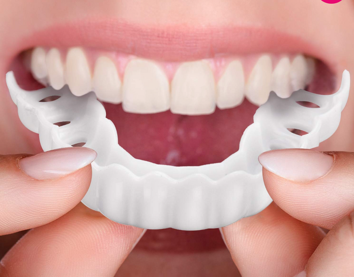 Adjustable cosmetic snap-on dentures provide an instant perfect smile. Easy to use temporary dental solution.