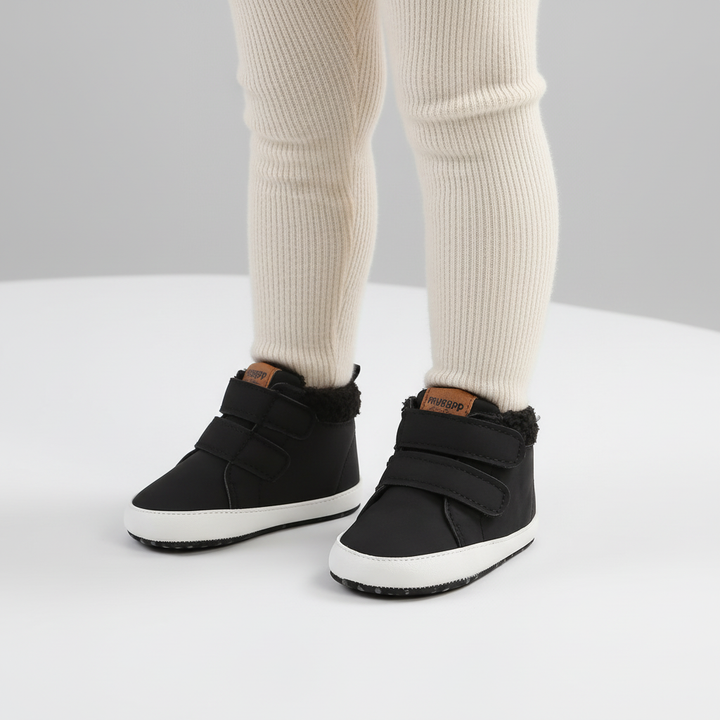 Warm baby bunny boots, fleece-lined, adjustable Velcro, ideal for first steps in winter.