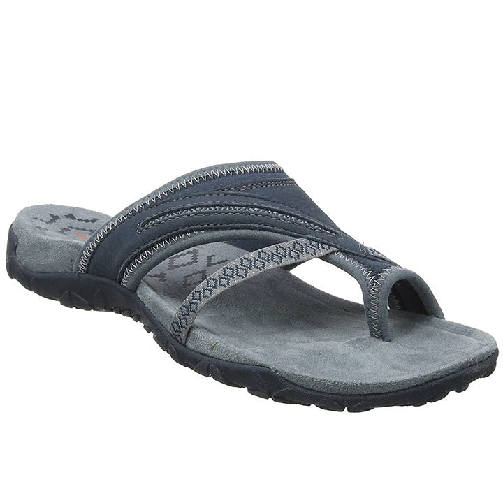 Comfortable Alina open-toe T-strap slippers for women, ideal summer footwear