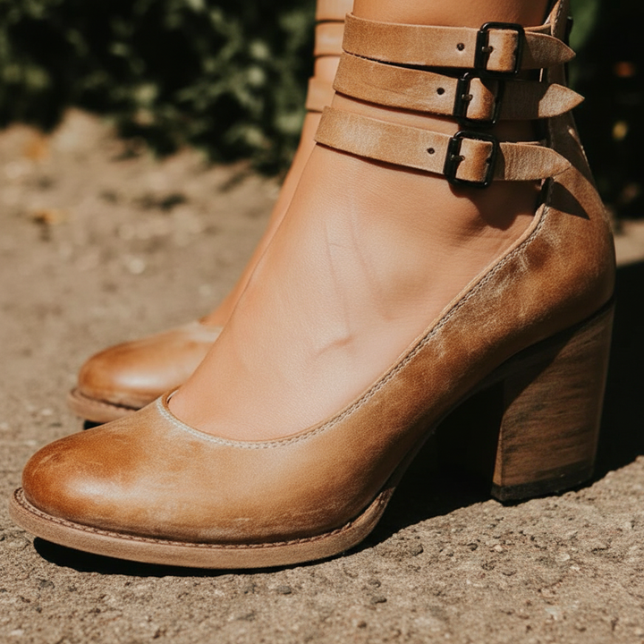 Stylish women's heeled half shoe in synthetic leather, Ariella model, perfect for autumn winter everyday wear