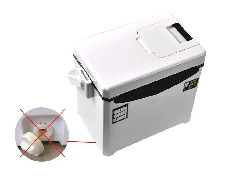 Auren bait storage cooler with air vents, placed on a boat, ready for a fishing expedition.