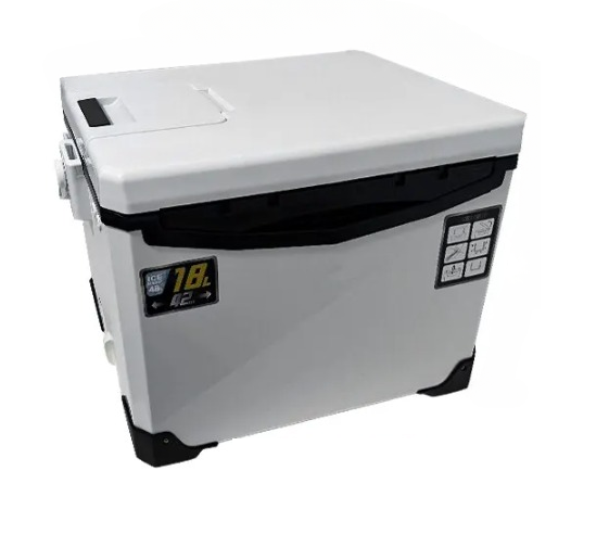 Angler holding the Auren fishing cooler by its sturdy handles, highlighting its portability for outdoor gear.