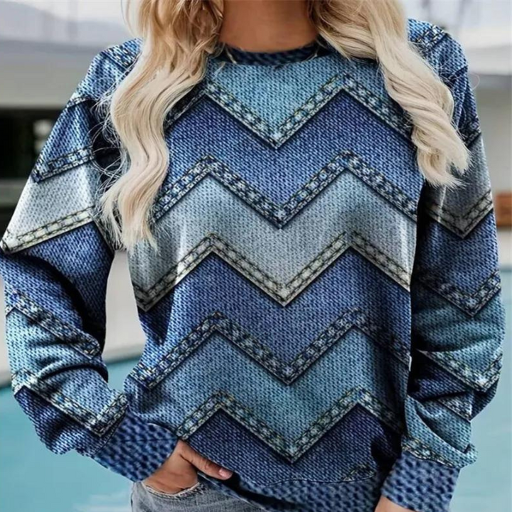 Stylish Women's Pullover: Aurora sweater, perfect for versatile comfort & elegant spring/winter outfits.