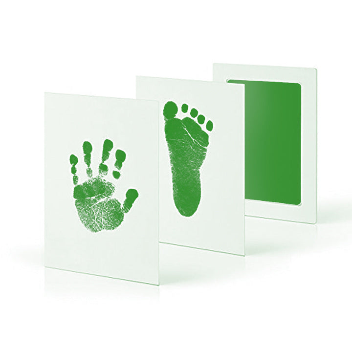 Newborn keepsake kit featuring mess-free ink for safe, clean baby hand & footprint creation.