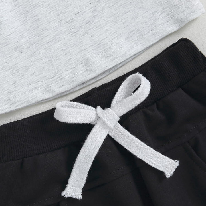 Baby jogger set, contrast back of sweatshirt, simple and elegant winter wear.