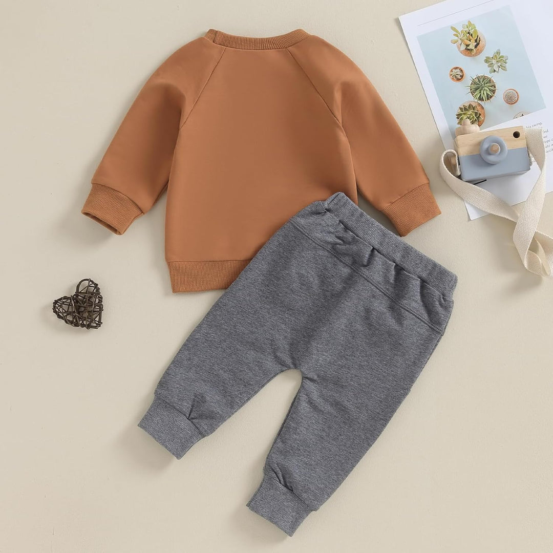 Winter baby jogger set, contrast texture, comfortable for sensitive skin.