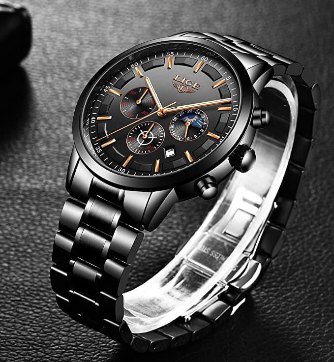 Men's black steel military timepiece, robust and durable, with a rugged design. A dependable watch for him.