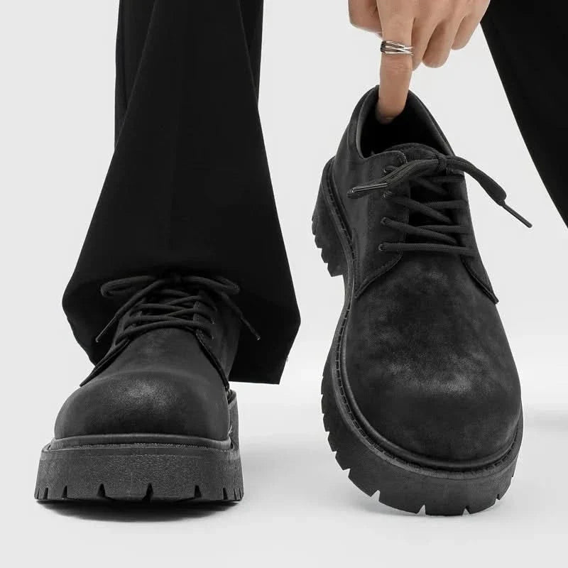 Versatile men's black derby shoes, featuring a thick, comfortable sole for streetwear or formal settings.