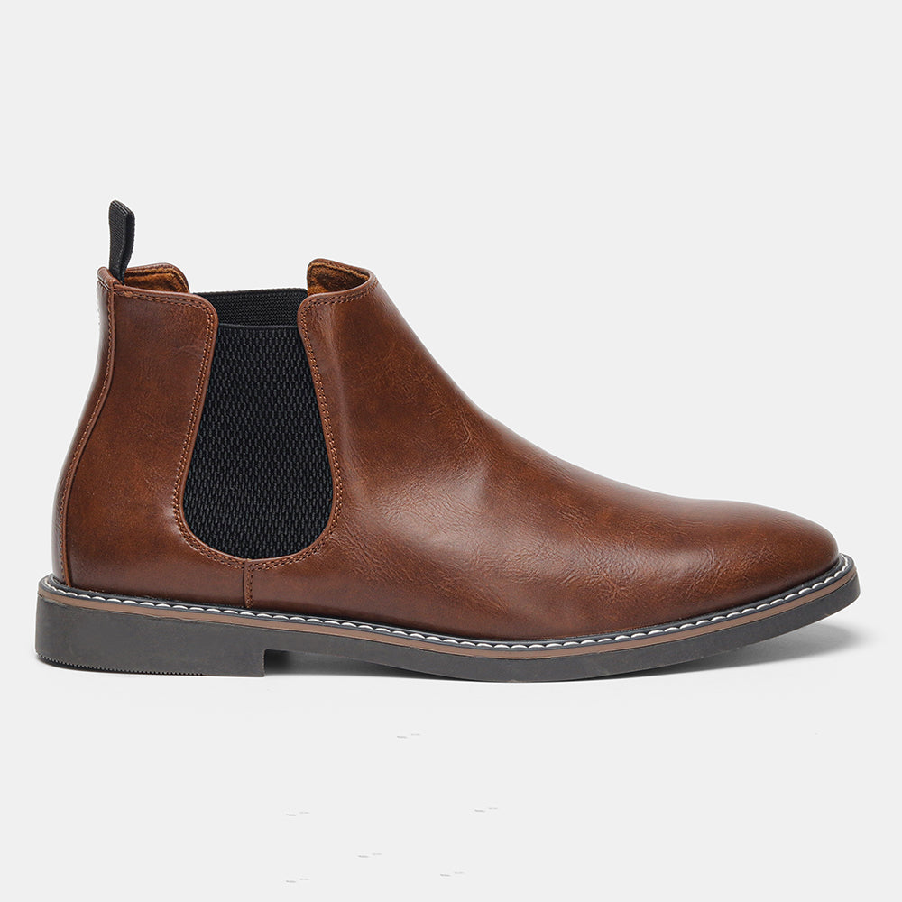 Easy slip-on Men's Wyndham Chelsea Boots, comfortable & stylish ankle boots for men.