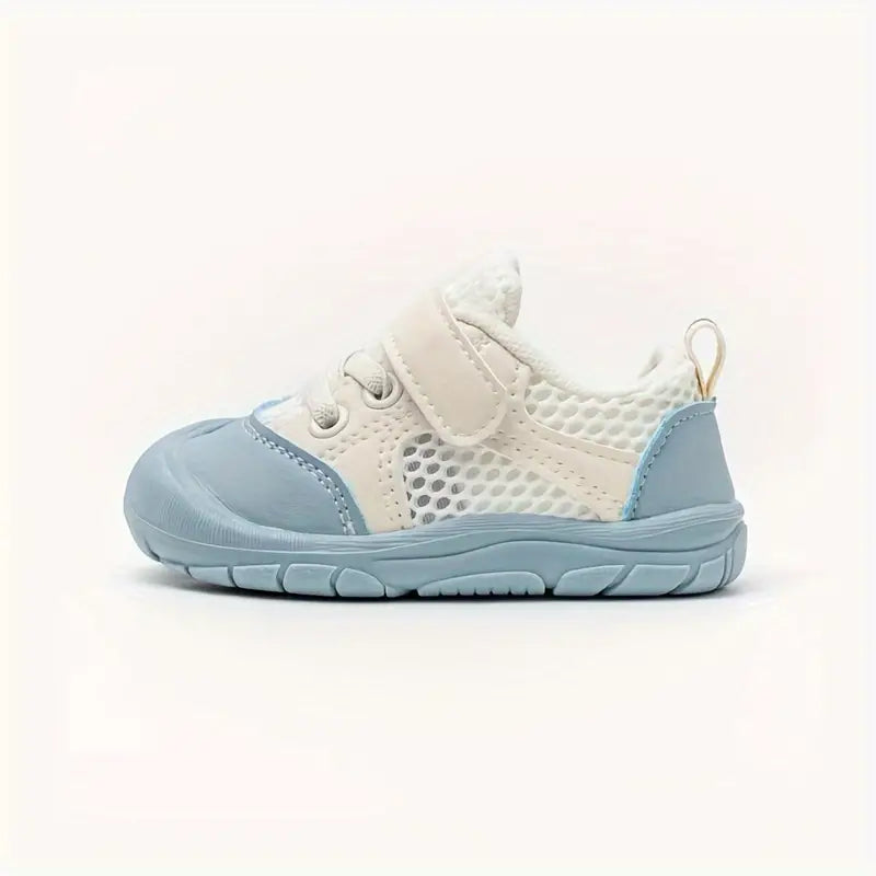 Blue FlexiToes baby barefoot sneakers, ideal for first walkers, healthy and natural development.
