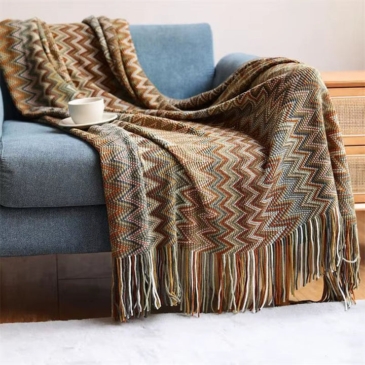 Living room accent: striped boho throw blanket with stylish tassels & soft, breathable texture.