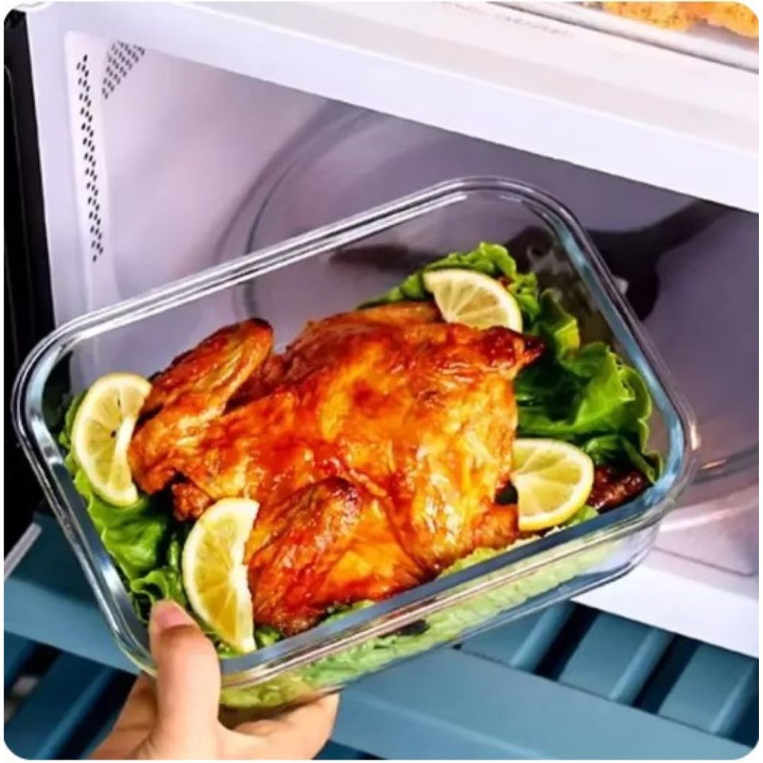 Durable borosilicate glass food container for daily meal prep. Airtight, leak-proof, and safe for oven, freezer, dishwasher.