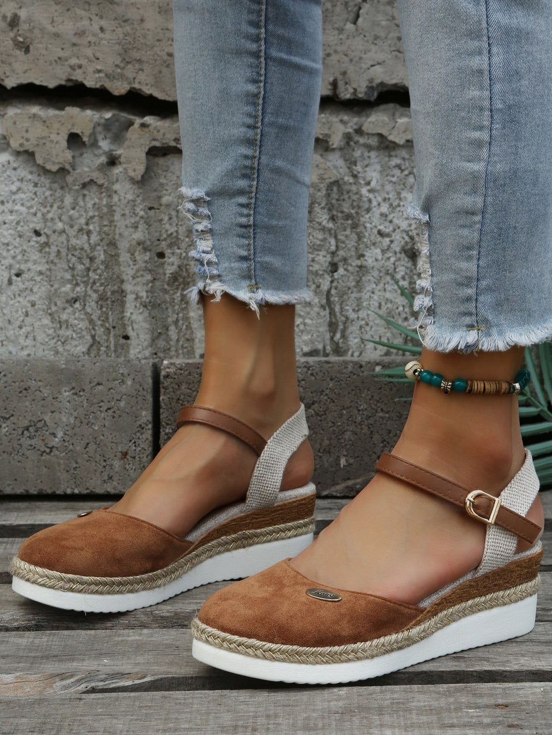 Brown Livia orthopaedic espadrilles for women, comfortable & stylish summer shoes with foot support.