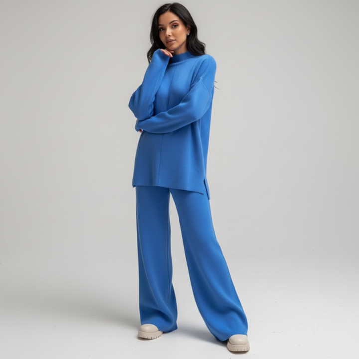 Comfortable women's knitwear lounge set in a solid color, ideal for everyday casual wear and relaxation.