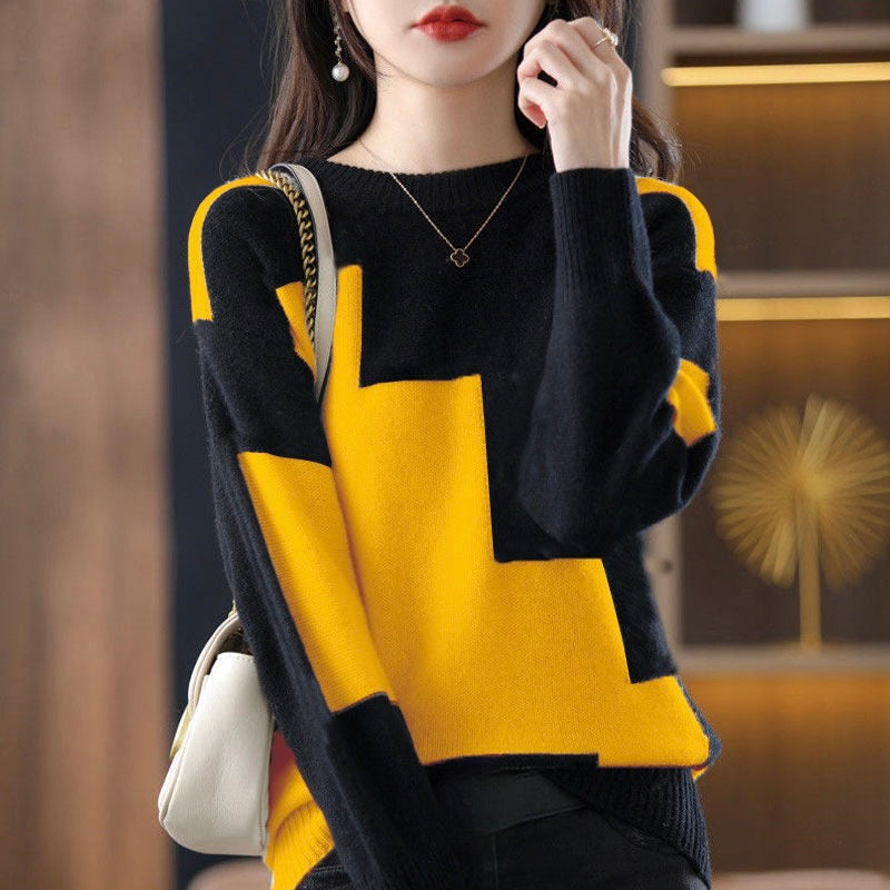 Stylish Larissa long-sleeve sweater, a comfortable women's pullover in chic knitwear for everyday fashion.