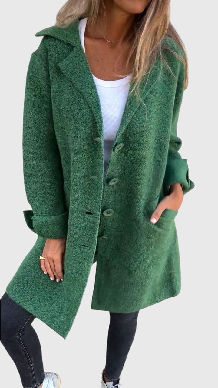 Versatile women's button blazer paired with jeans, perfect for smart casual, modern chic looks & fashion.