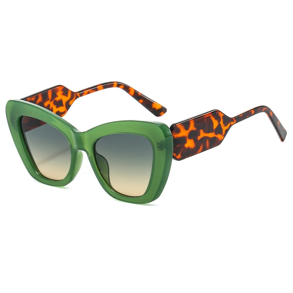 Chic women's cat eye sunglasses with UV400 protection & anti-glare gradient lenses, fashion eyewear.