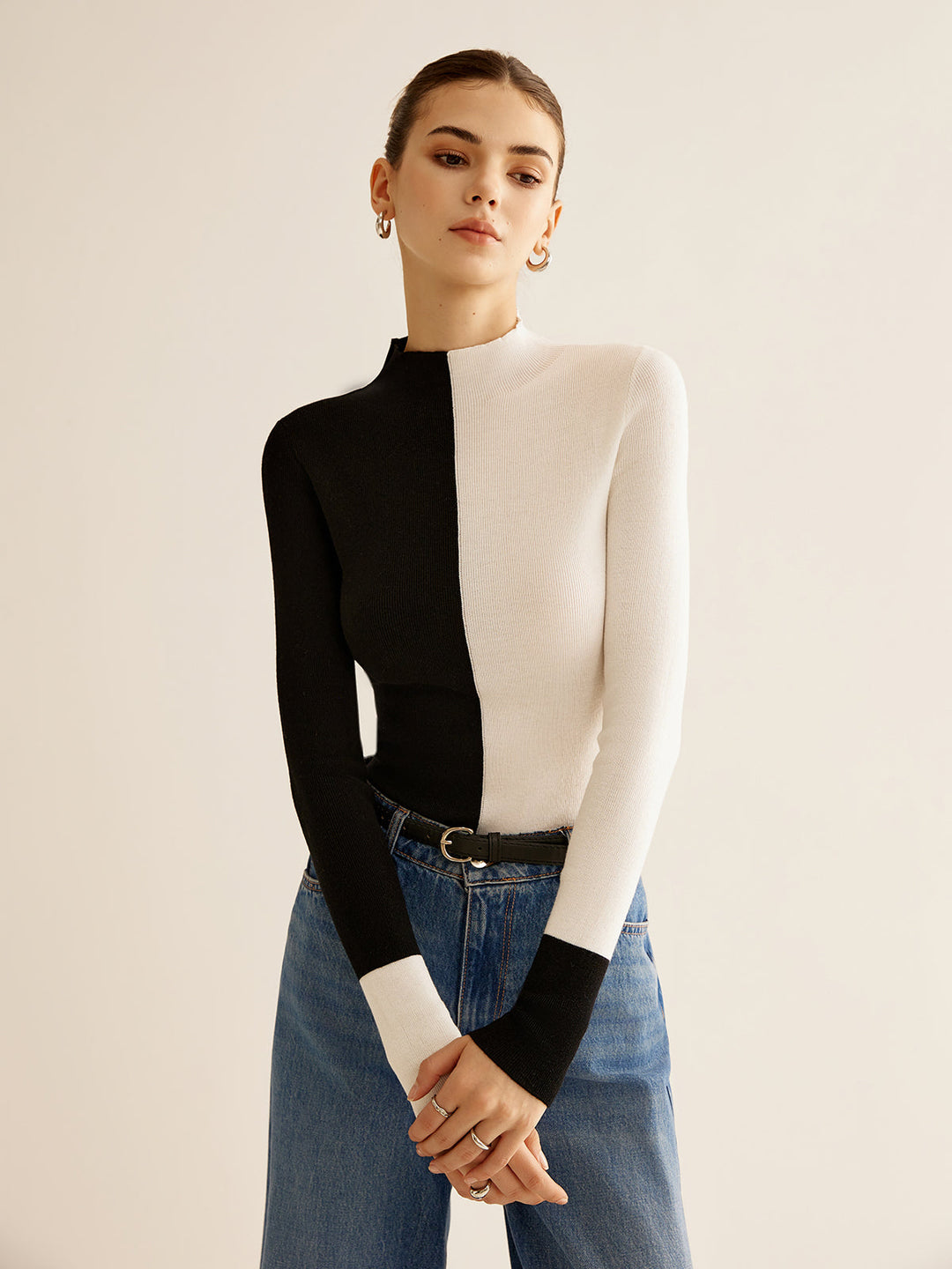 Chic women's color block pullover sweater, perfect for versatile fall and winter fashion.