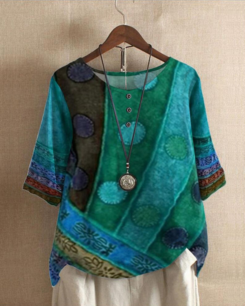 Comfortable women's casual long sleeve top for effortless everyday style. A fashionable bestseller in ladies' wear.