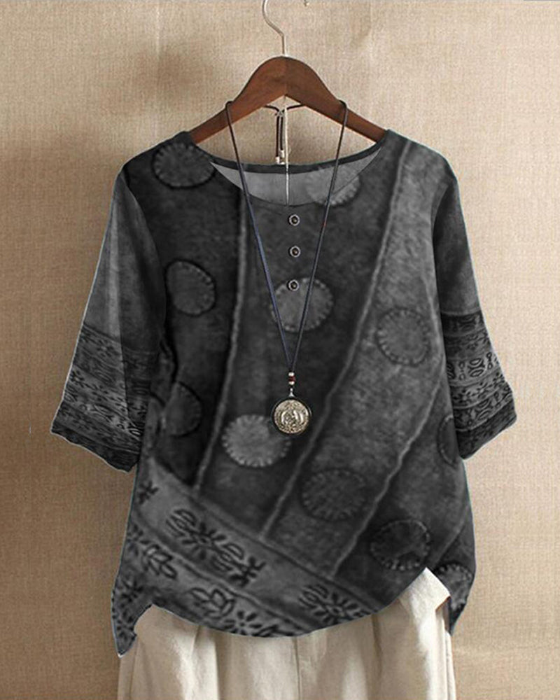Elegant women's everyday top, long sleeve & comfortable for versatile ladies' fashion. A chic modern summer style.