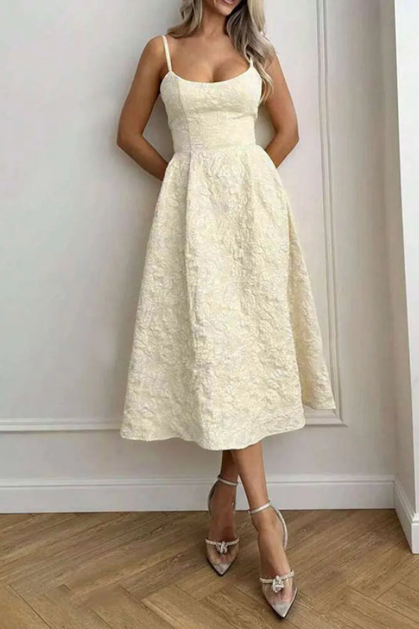 Women's elegant halter neck maxi dress with keyhole detail, sleeveless & backless, perfect for events.