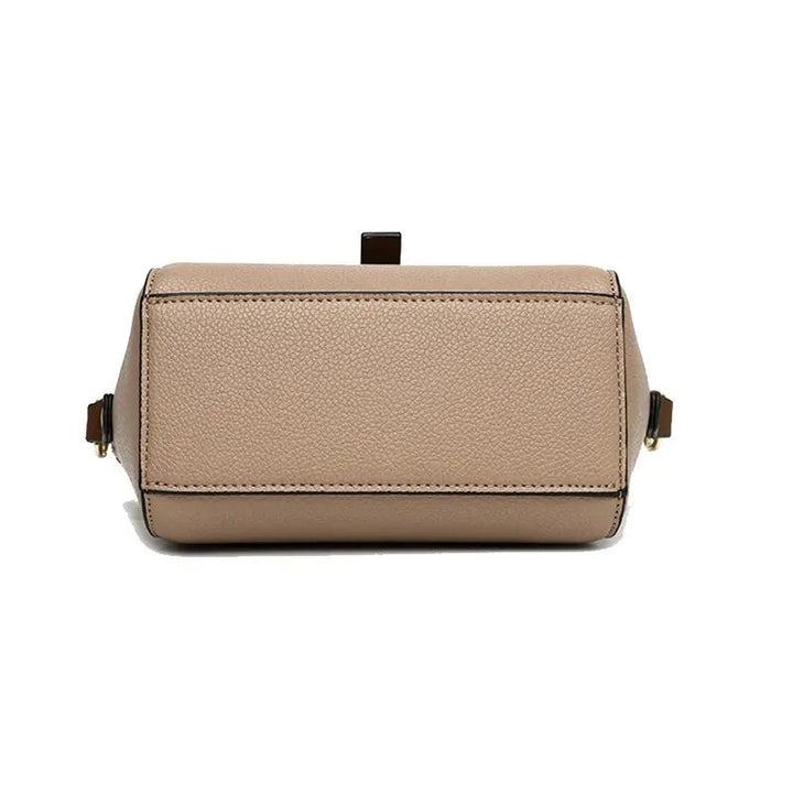 Trendy compact vegan leather purse, an essential mini crossbody for women.