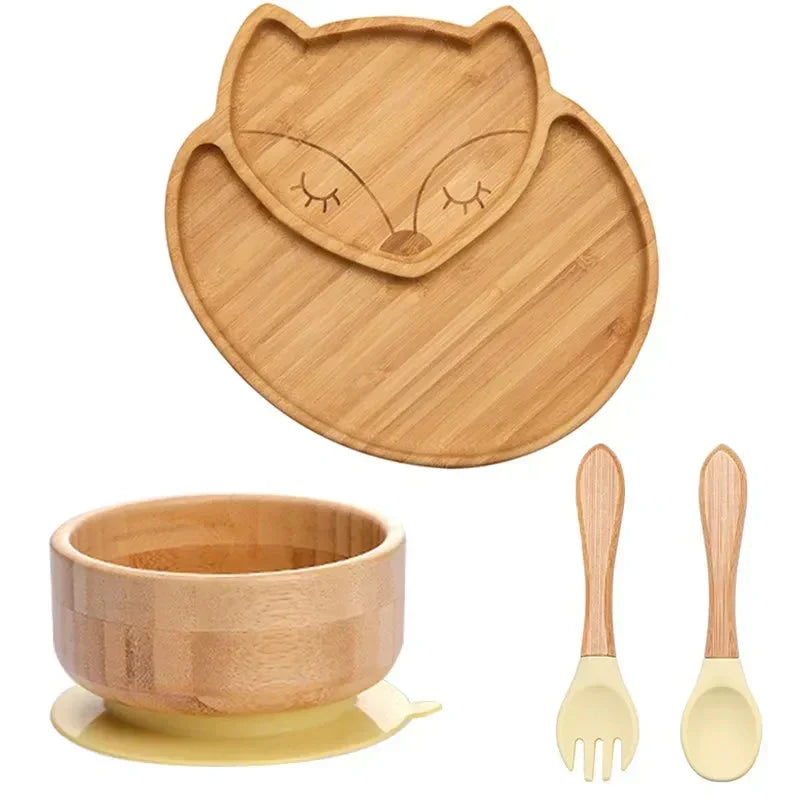 Sustainable bamboo baby feeding set with powerful non-slip suction, perfect for high chair.