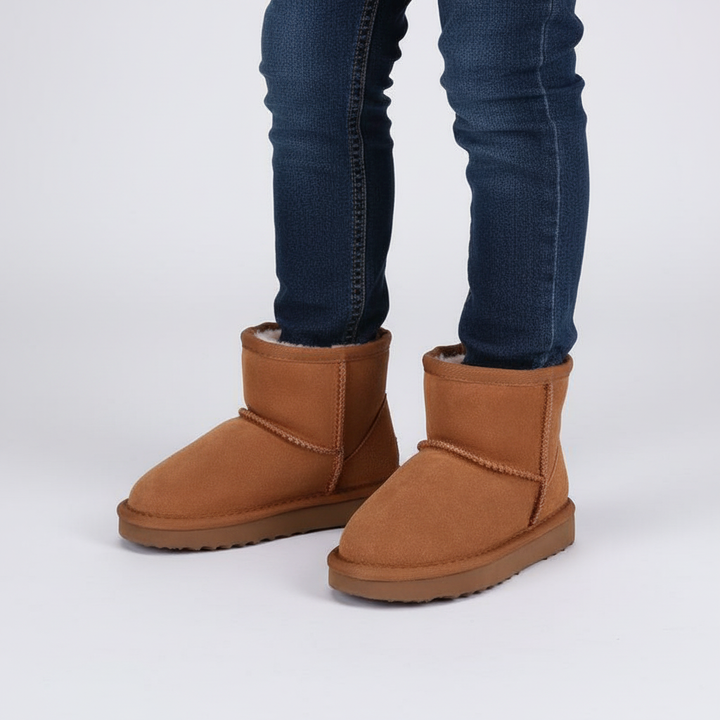 Warmies children's winter boots, anti-slip design for kids' cold weather footwear fashion