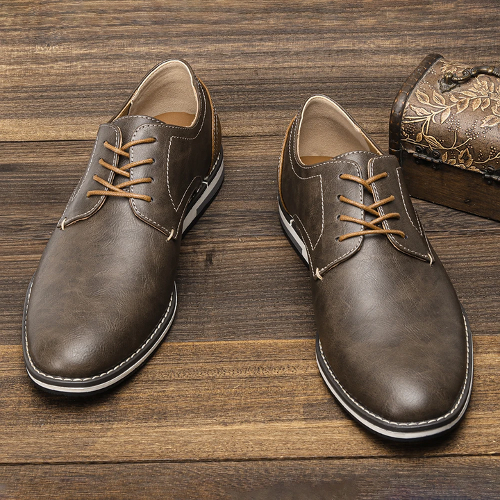 Stylish men's classic Derby shoes, offering a professional look & comfortable fit for all-day wear.