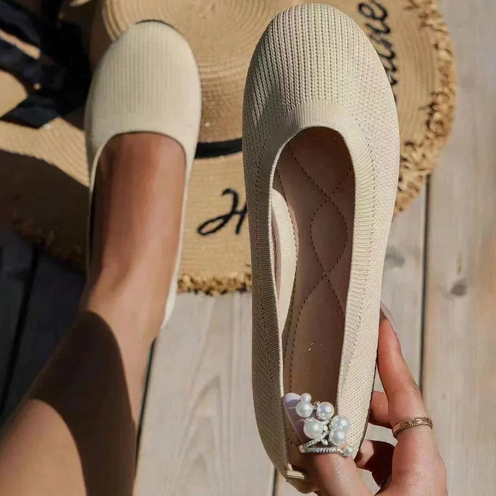 Elegant comfort flats for women, perfect for casual or formal wear; classic orthopedic design.
