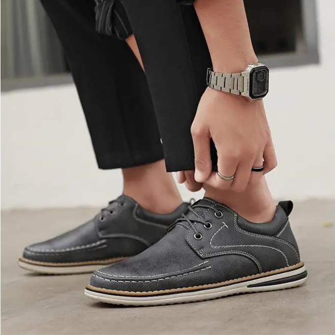 Comfortable men's gray moc oxfords, classic versatile shoes for everyday & formal dressing.