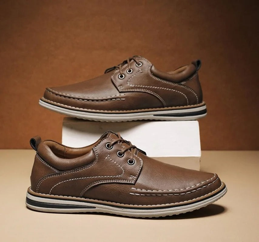Men's comfortable moc toe oxfords in brown, ideal versatile shoes for work & leisure.