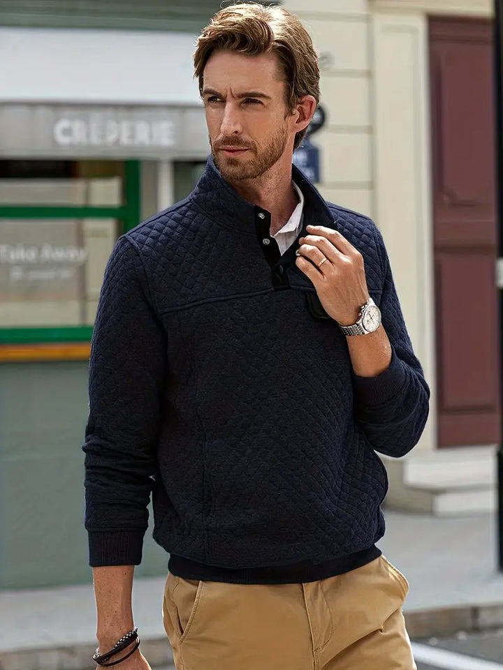 Stylish men's classic crewneck sweater, offering comfortable everyday wear and versatile fall/winter fashion.