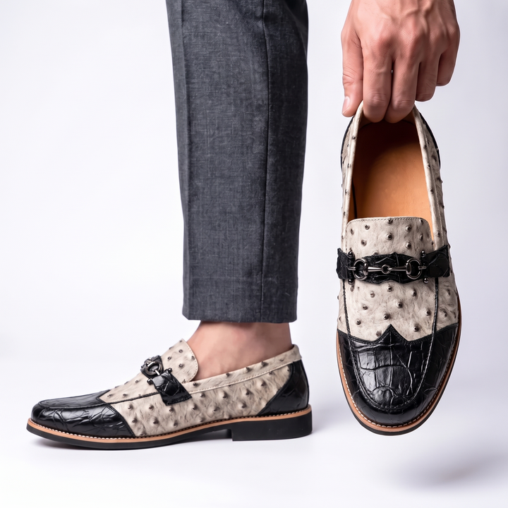 Sleek men's slip-on casual shoes featuring a stylish pointed toe, ideal for versatile daily wear.