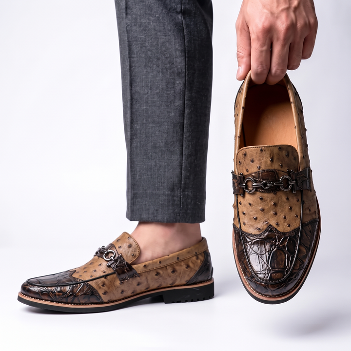 Men's classic slip-on shoes for casual wear, offering comfort and a sleek design for daily use.