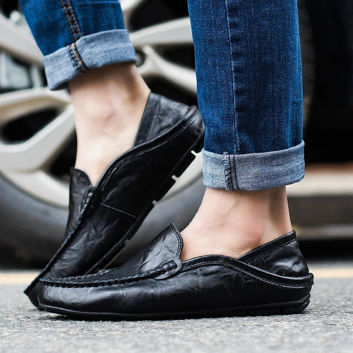 Men's fashionable slip-on loafers, blending style, comfort, and versatility for any outfit.