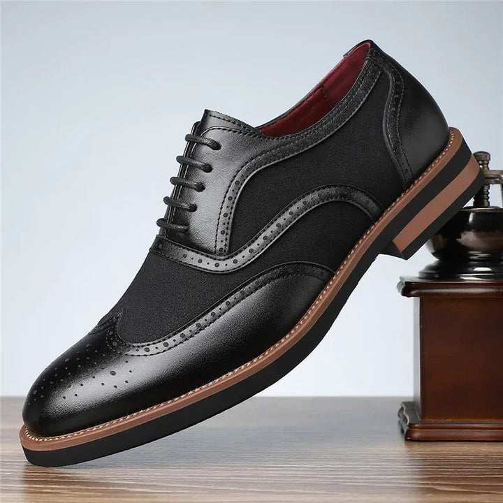 Stylish & comfortable men's two-tone brogue dress shoes, classic oxfords for modern fashion.