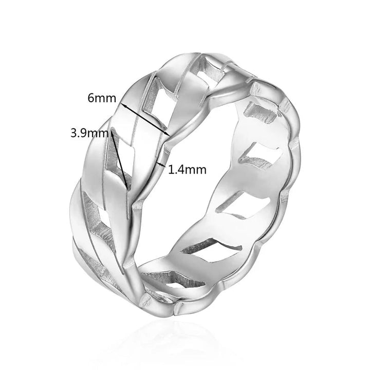 Beautiful classic sparkling gemstone ring for women. An elegant, timeless piece, ideal as a gift for her.