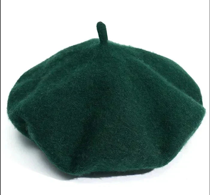 Fashionable women's beret, perfect for winter. Classic headwear for a chic cold weather look.