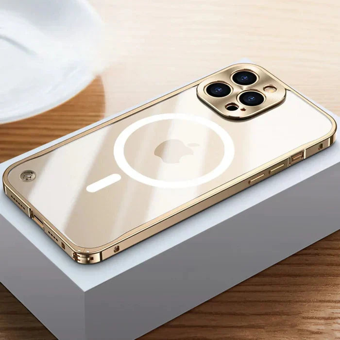 Protective iPhone 15 clear MagSafe case, engineered with SteelGuard for ultimate durability.