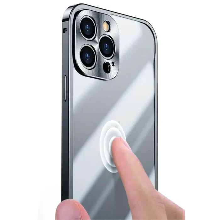SteelGuard clear MagSafe phone accessory for iPhone 15 series, robust protection