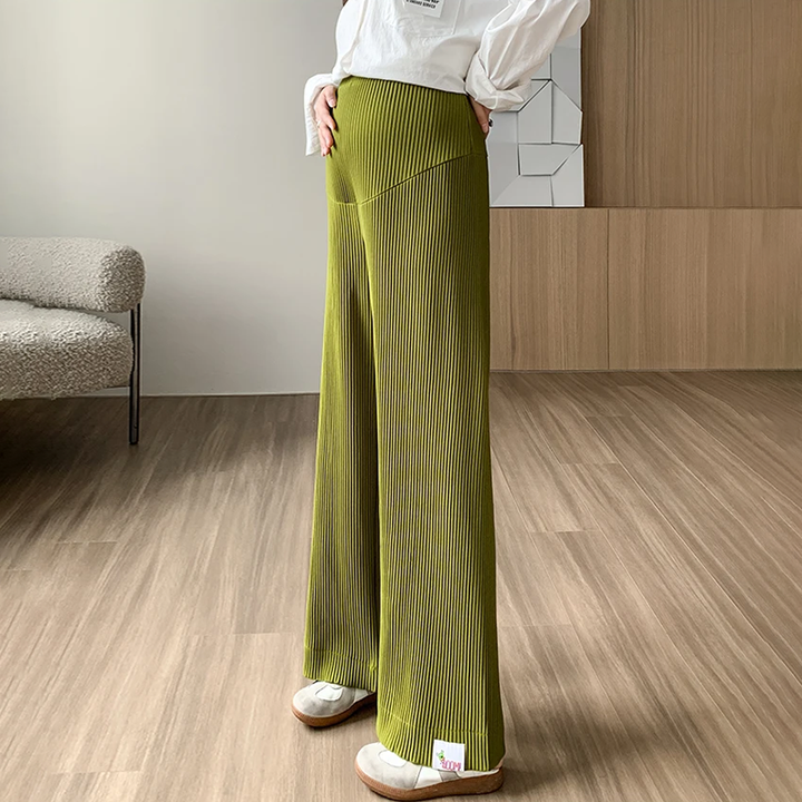 Soft, grey high-waisted maternity pants for women, designed for ultimate comfort during pregnancy.