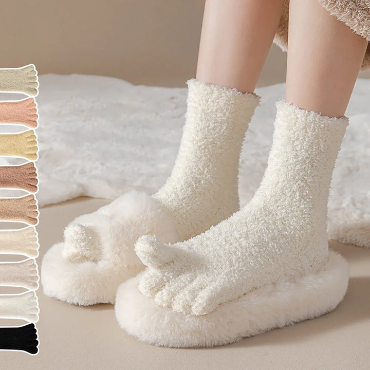 Relaxing women's toe socks, ultra soft and warm, perfect for comfortable loungewear and feet care.
