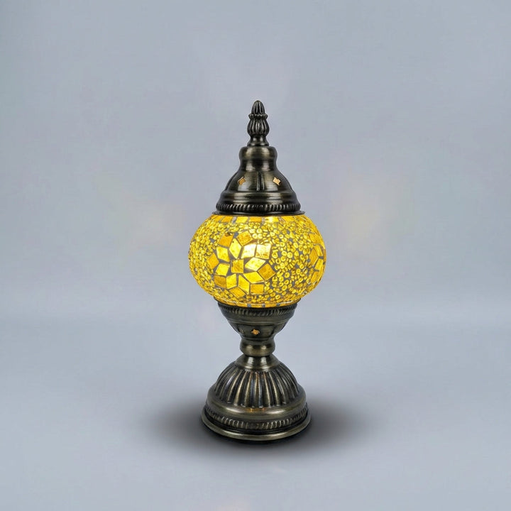 Art glass table lamp, colorful mosaic pattern, bringing a decorative touch