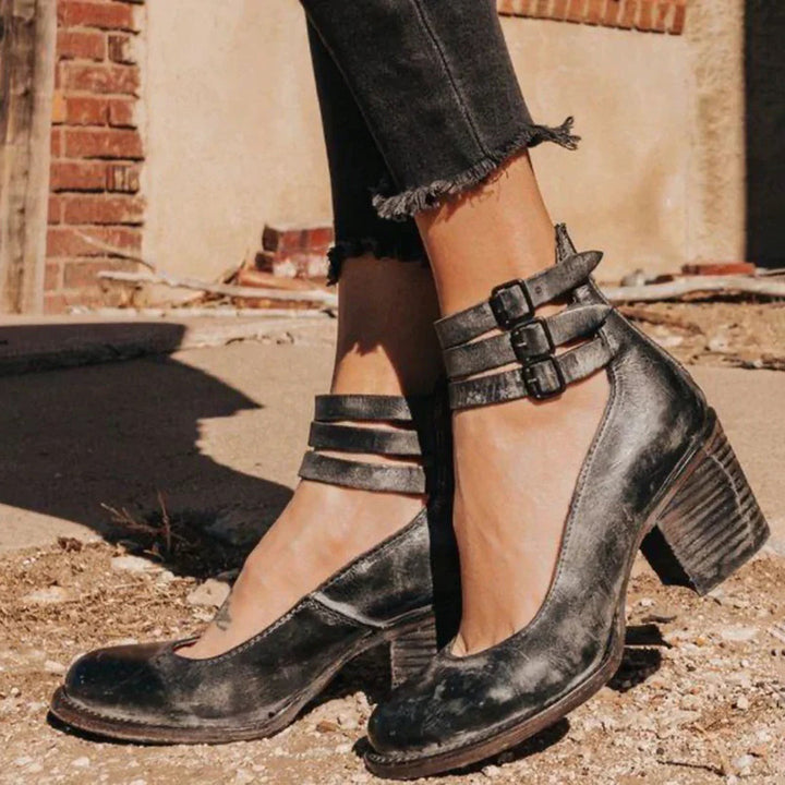 Ariane supportive women's walking shoes with slip-resistant soles, ensuring comfort and stability for daily activities.