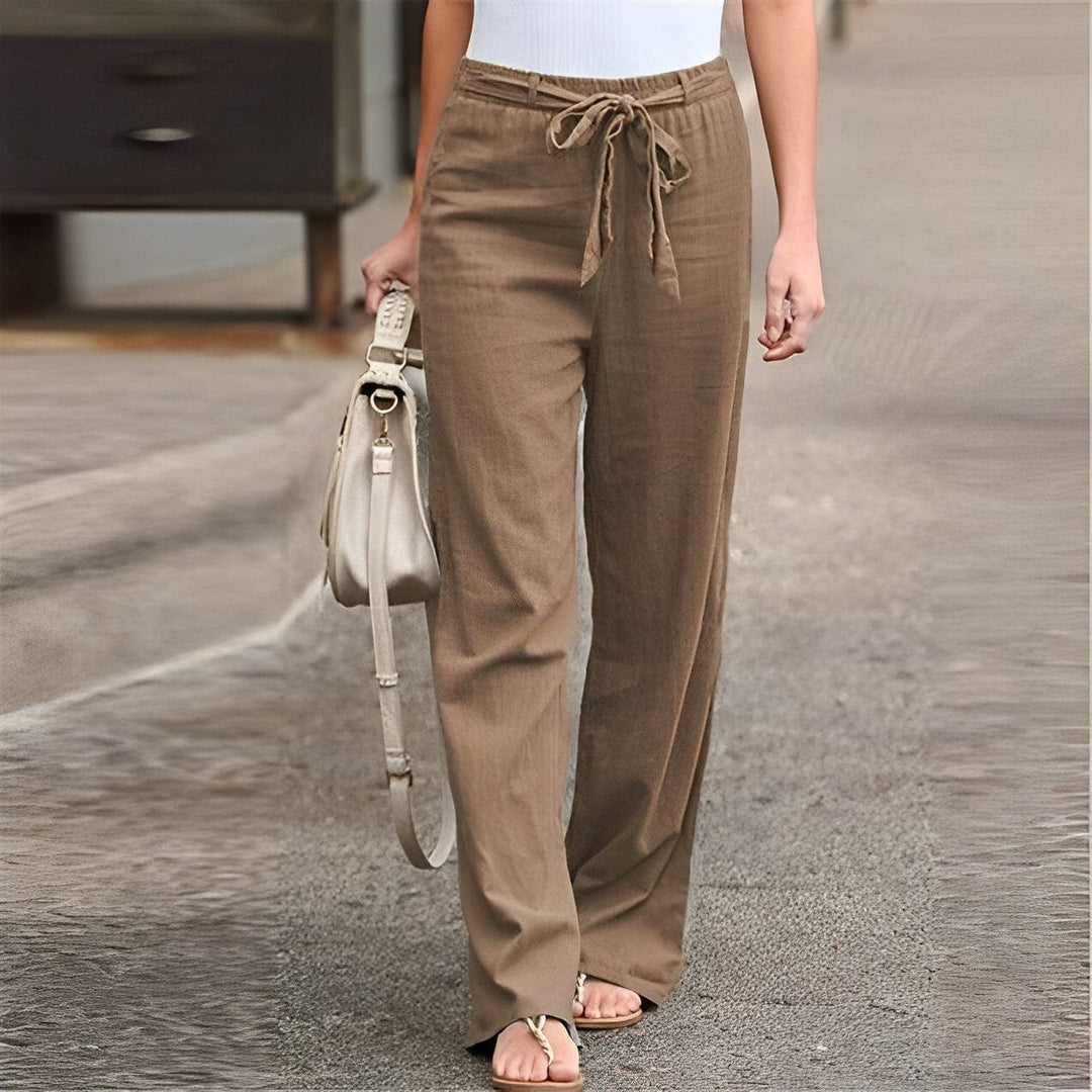 Full-length Women's Elise linen pants, an elegant and comfortable choice for versatile spring & summer looks.