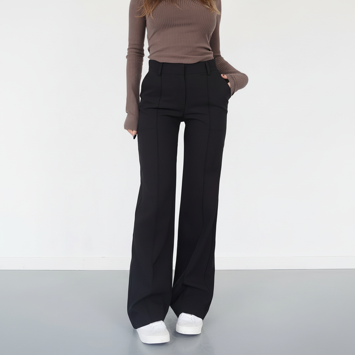 Wrinkle-free wide-leg pants for women, perfect for versatile casual outfits