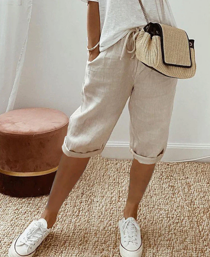 Comfortable women's everyday shorts, soft fabric with relaxed fit, perfect for casual summer wear.