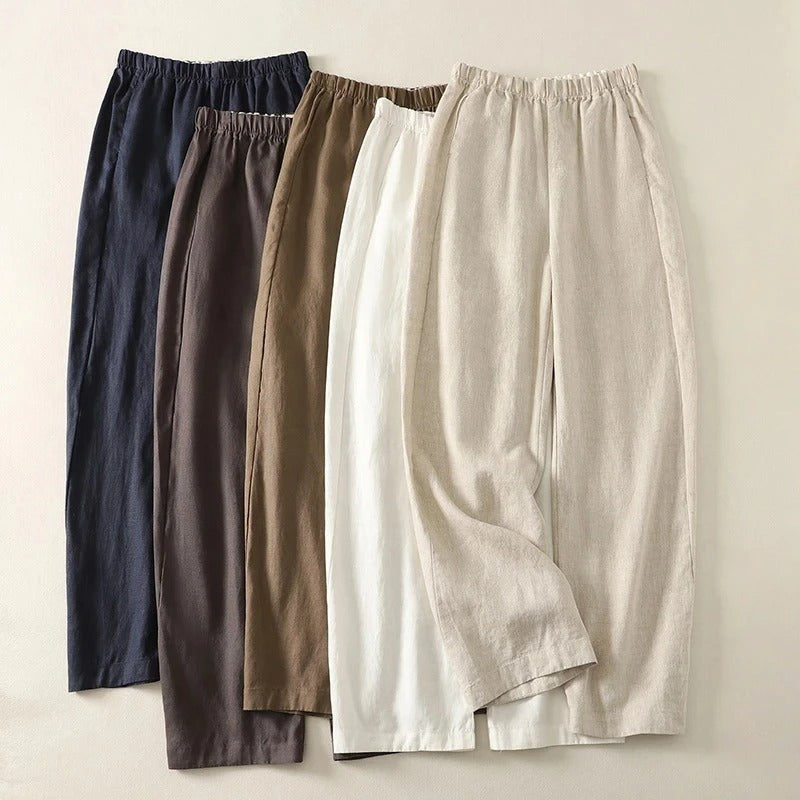 Casual yet sophisticated women's relaxed straight leg pants, providing ultimate comfort for versatile daily wear.
